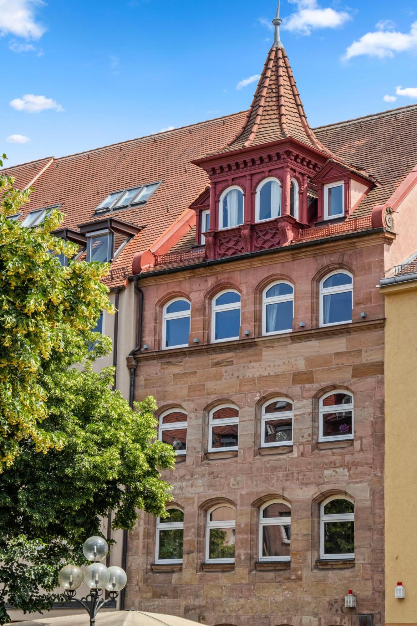 Altstadt - Exklusive 3-zi-wohnung Mit 90 Qm Und Grossem Balkon Apartment