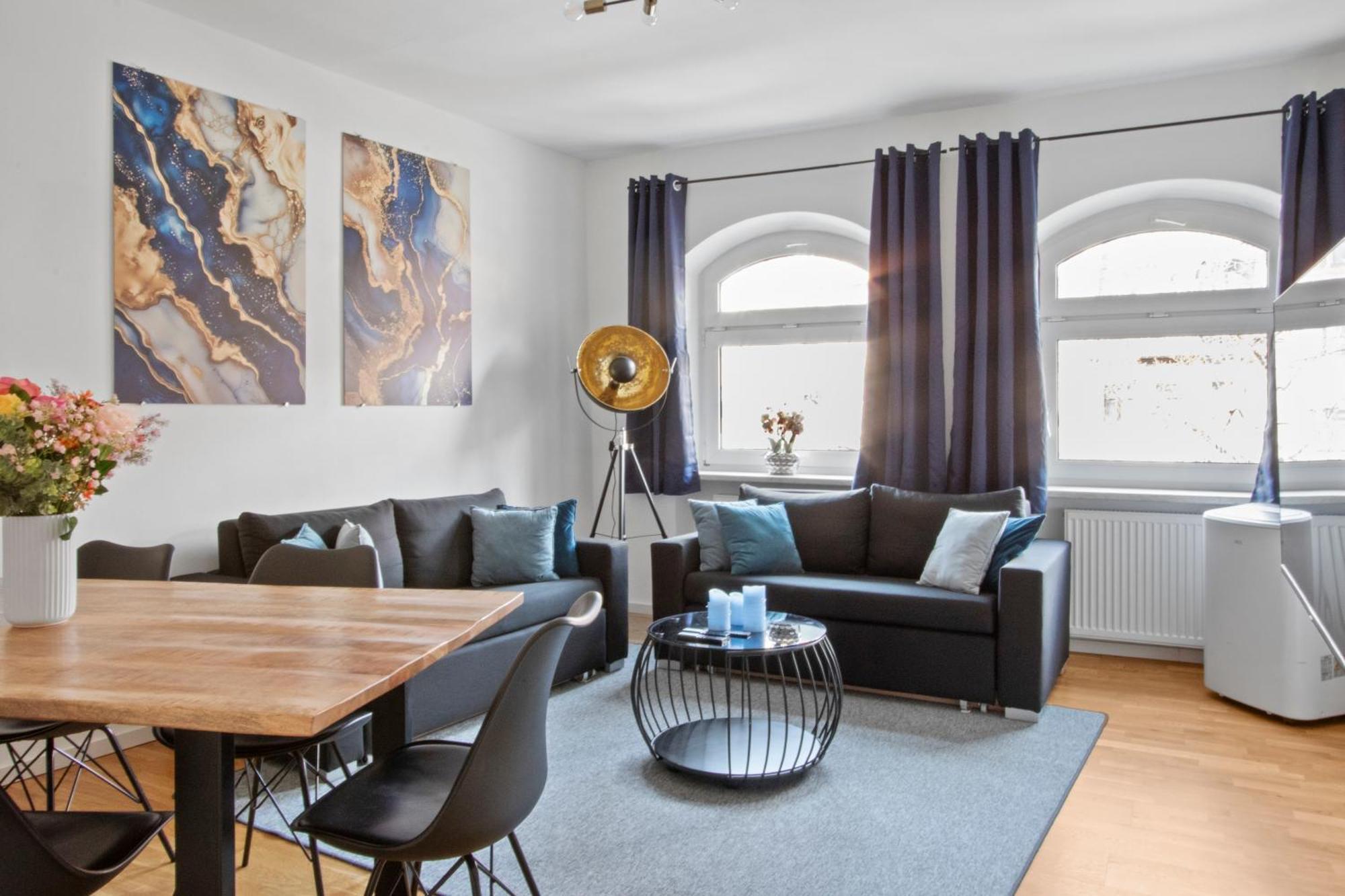 Altstadt - Exklusive 3-zi-wohnung Mit 90 Qm Und Grossem Balkon